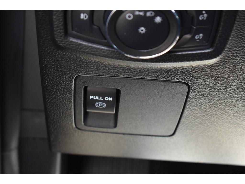 Ford Expedition XLT 4x2 2021