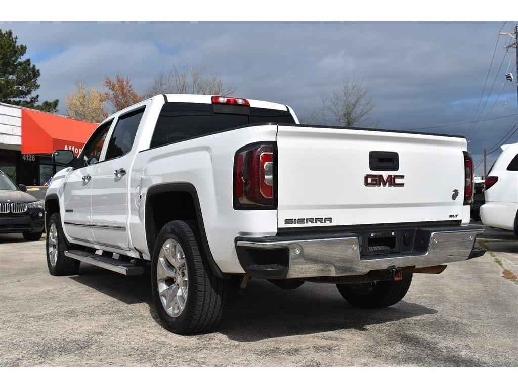 GMC Sierra 1500 4WD Crew Cab 143.5" SLT 2017