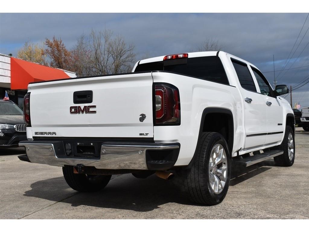 GMC Sierra 1500 4WD Crew Cab 143.5" SLT 2017
