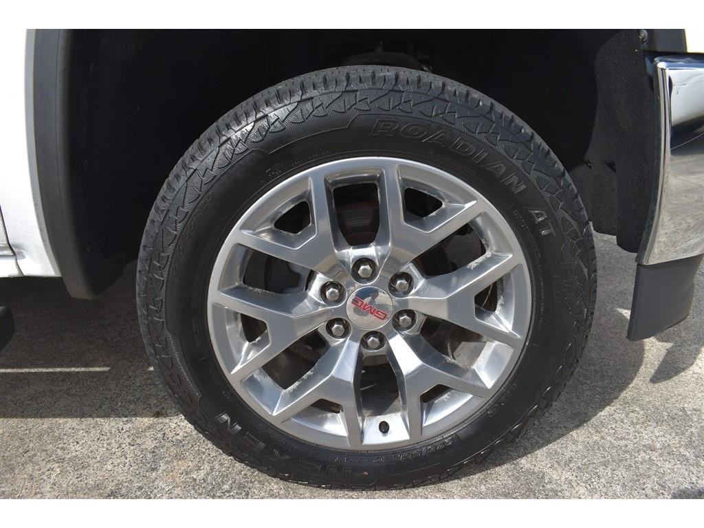 GMC Sierra 1500 4WD Crew Cab 143.5" SLT 2017