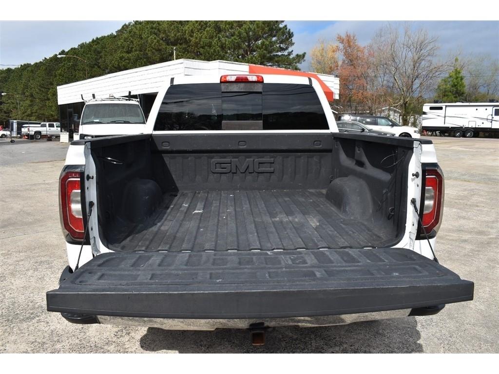 GMC Sierra 1500 4WD Crew Cab 143.5" SLT 2017