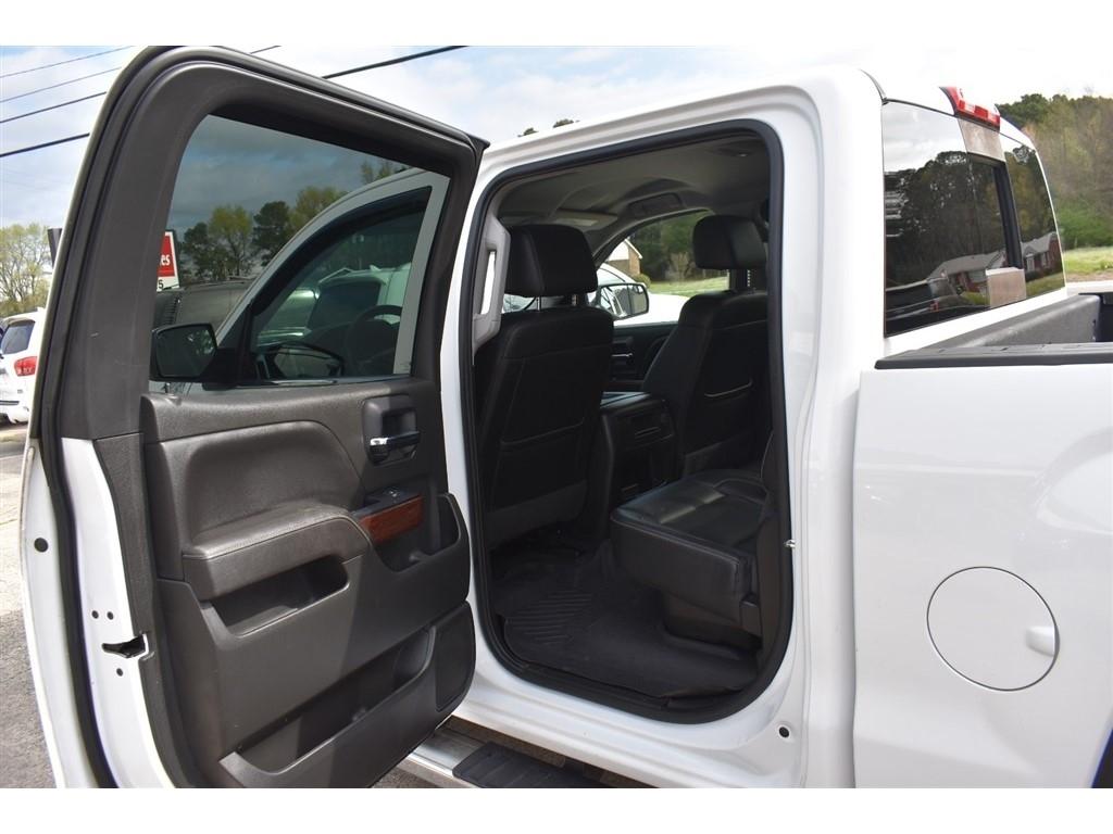 GMC Sierra 1500 4WD Crew Cab 143.5" SLT 2017