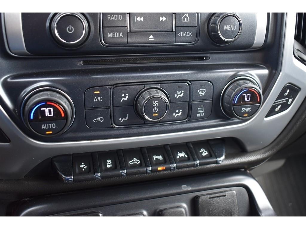 GMC Sierra 1500 4WD Crew Cab 143.5" SLT 2017