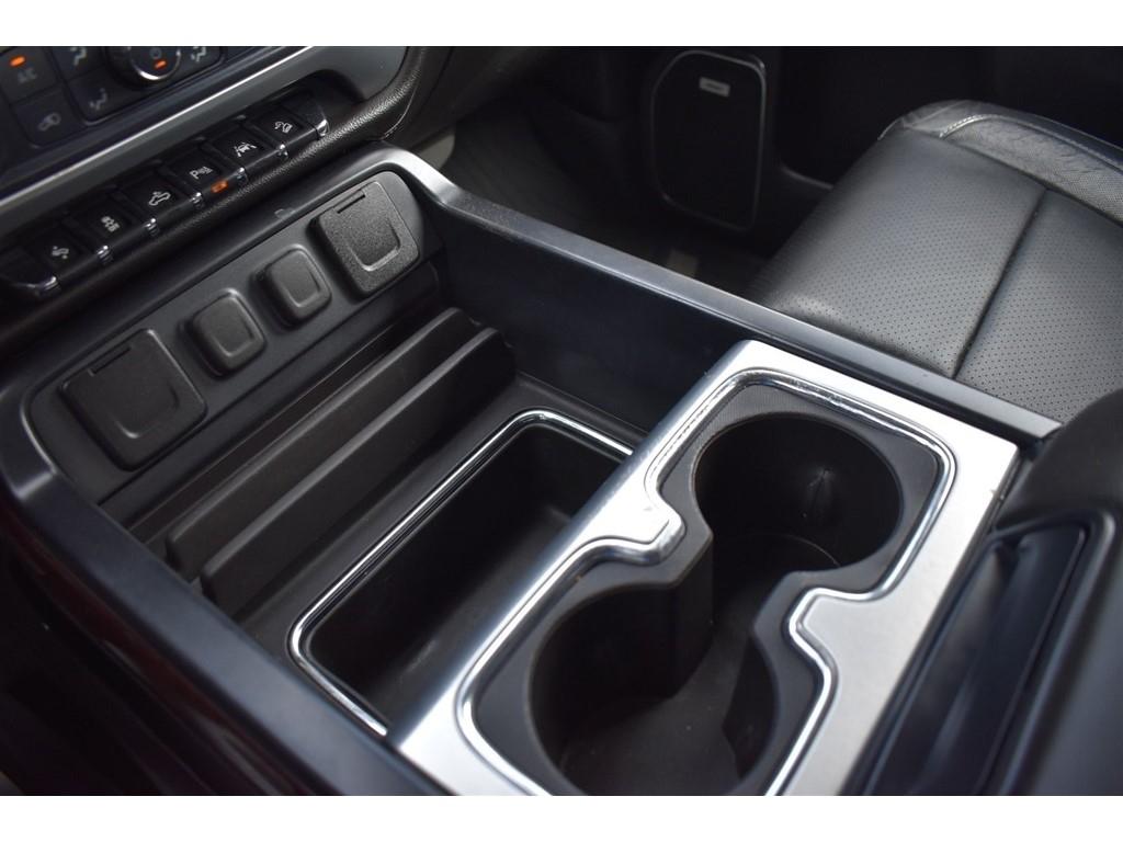 GMC Sierra 1500 4WD Crew Cab 143.5" SLT 2017