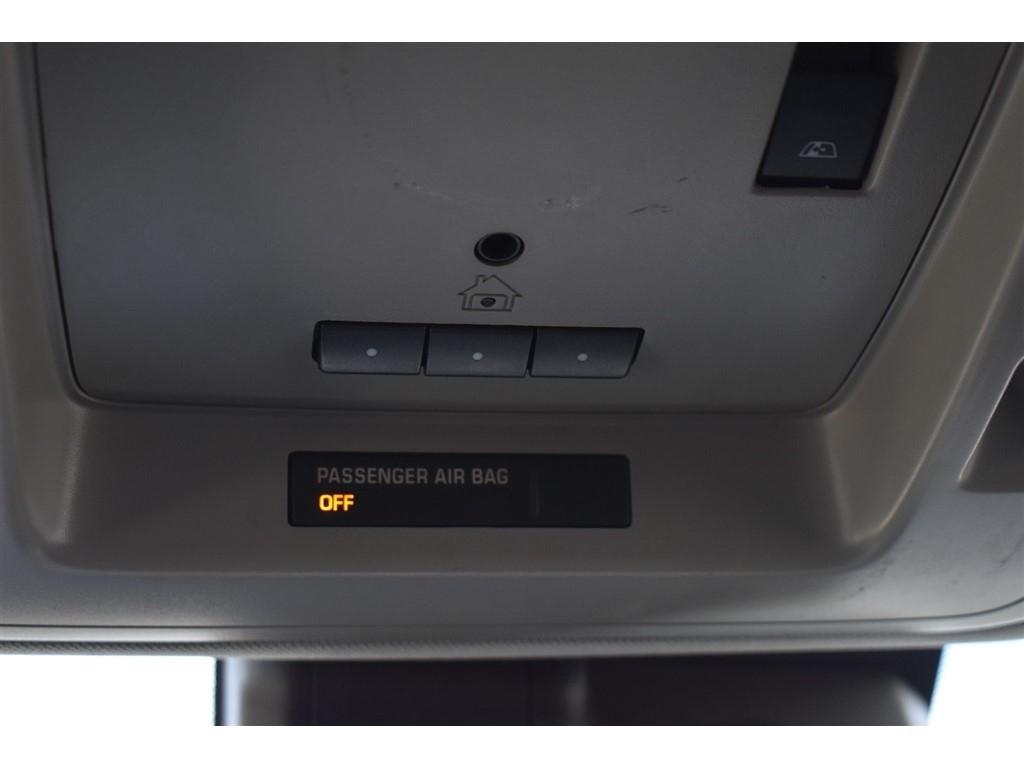 GMC Sierra 1500 4WD Crew Cab 143.5" SLT 2017