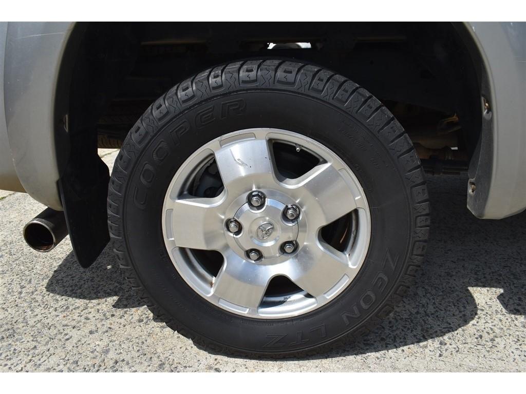 Toyota Tundra 2WD Truck Dbl 5.7L V8 6-Spd AT LTD (Natl) 2008