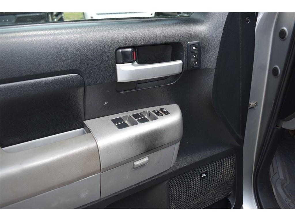 Toyota Tundra 2WD Truck Dbl 5.7L V8 6-Spd AT LTD (Natl) 2008