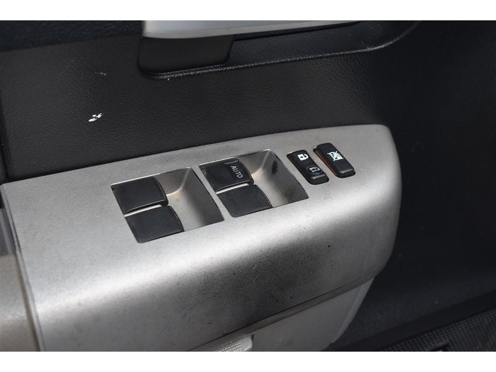 Toyota Tundra 2WD Truck Dbl 5.7L V8 6-Spd AT LTD (Natl) 2008