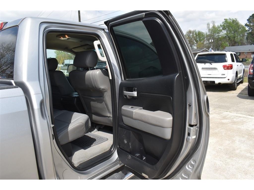 Toyota Tundra 2WD Truck Dbl 5.7L V8 6-Spd AT LTD (Natl) 2008