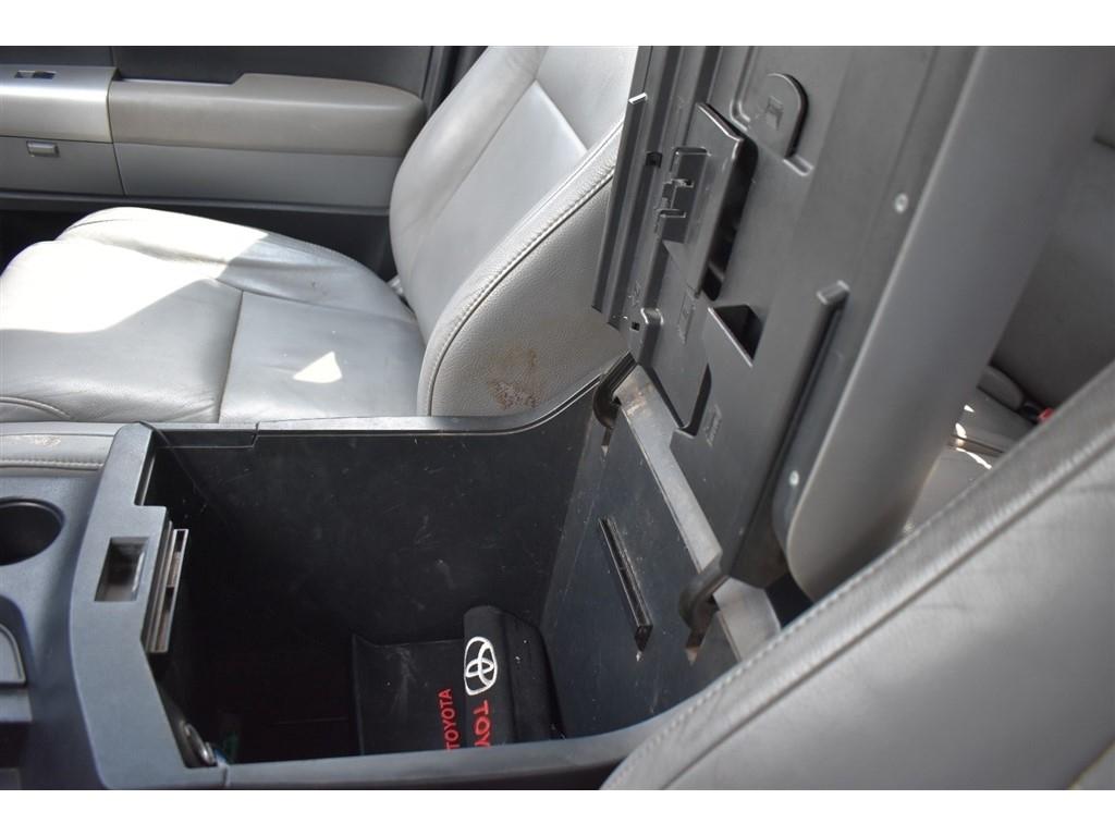 Toyota Tundra 2WD Truck Dbl 5.7L V8 6-Spd AT LTD (Natl) 2008