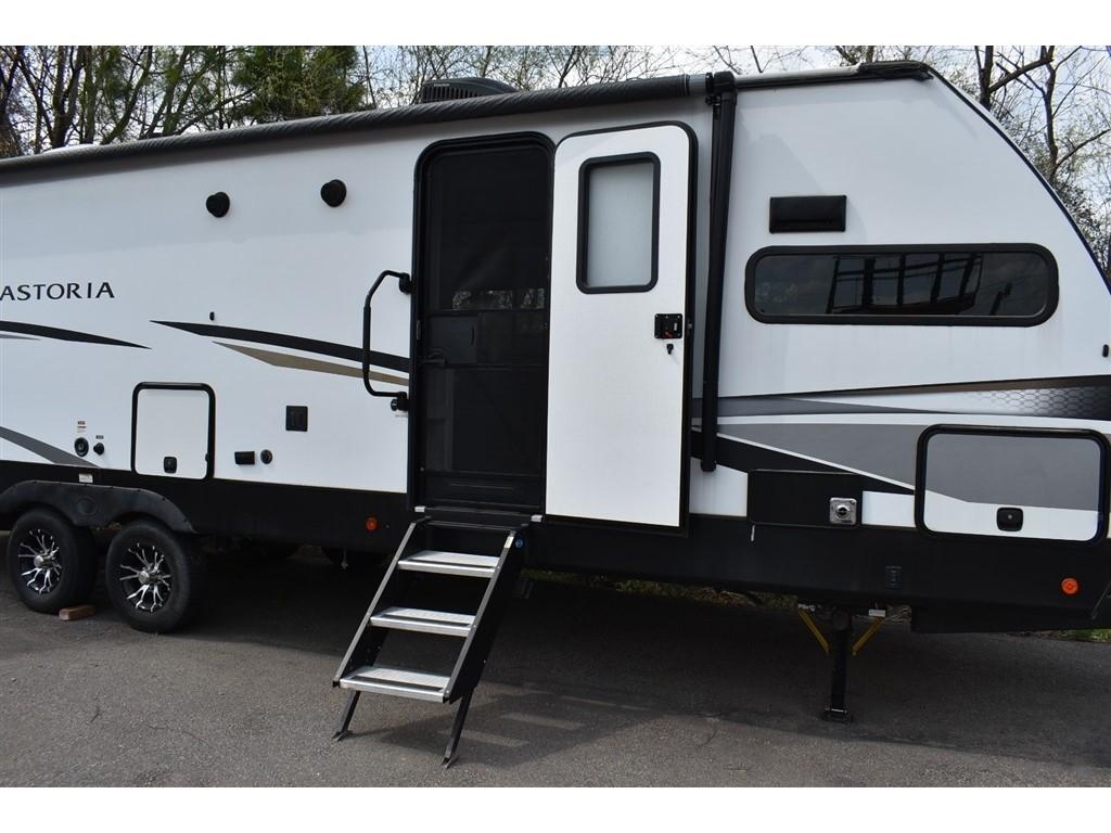 Dutchman Astoria  2022