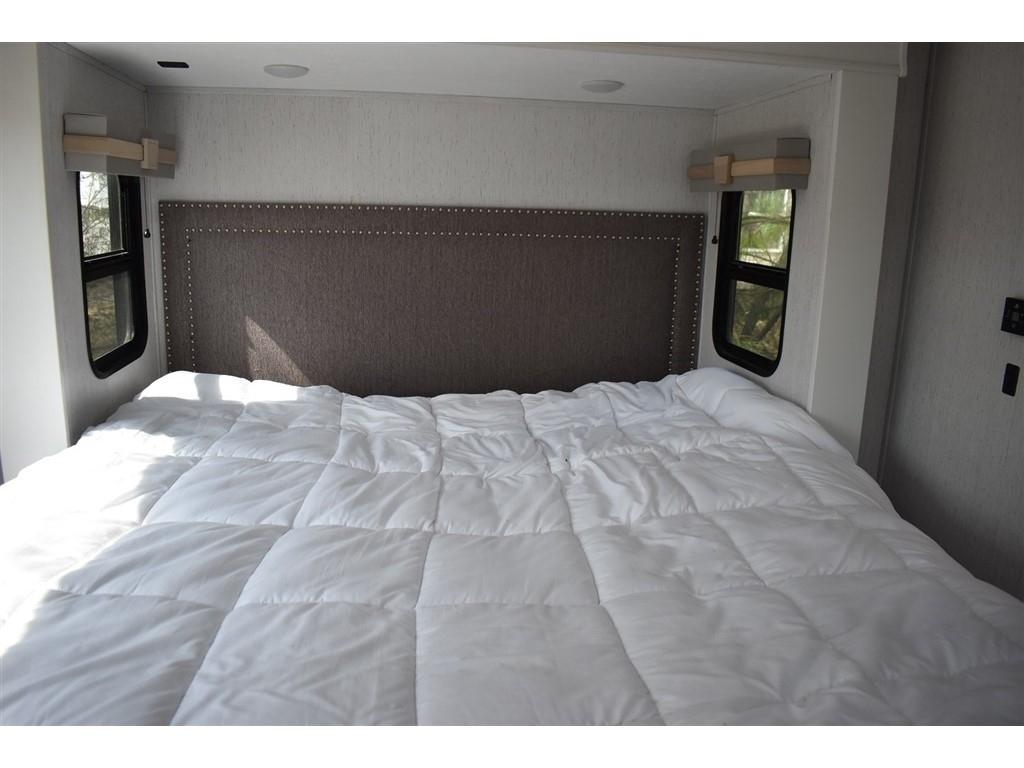 Dutchman Astoria  2022