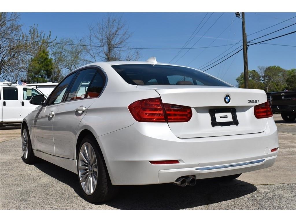 BMW 3 Series 4dr Sdn 328i RWD South Africa 2013