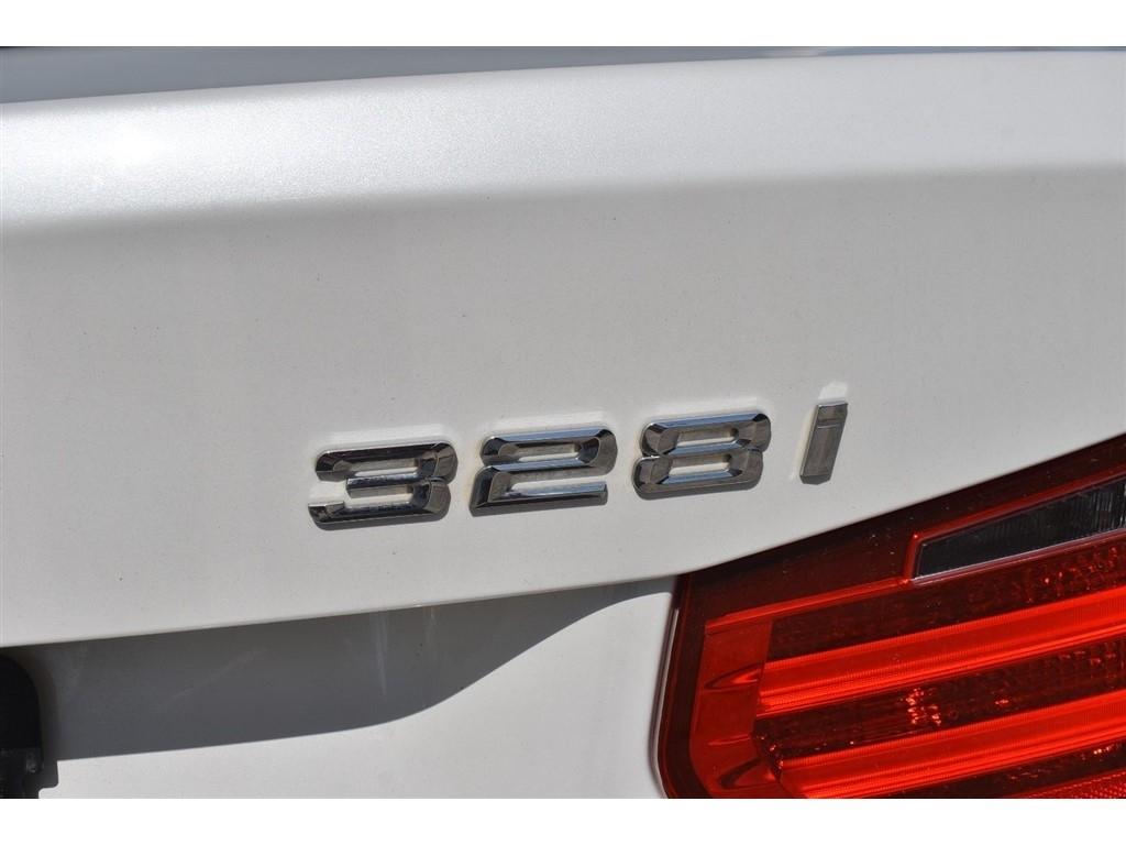 BMW 3 Series 4dr Sdn 328i RWD South Africa 2013