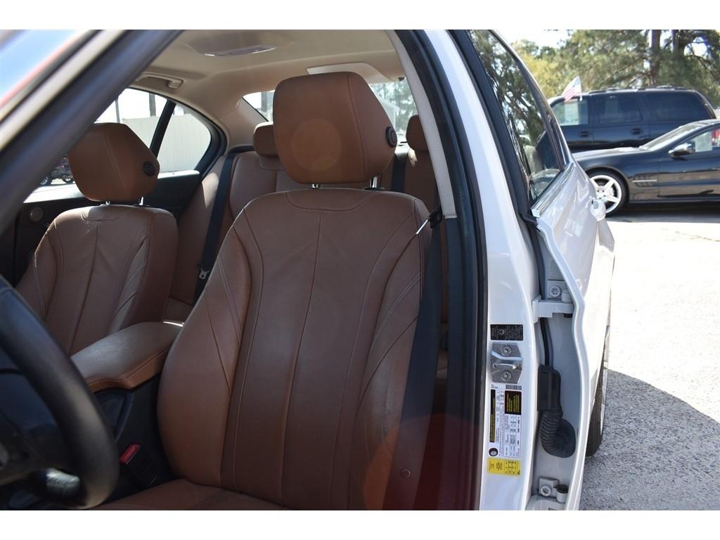 BMW 3 Series 4dr Sdn 328i RWD South Africa 2013