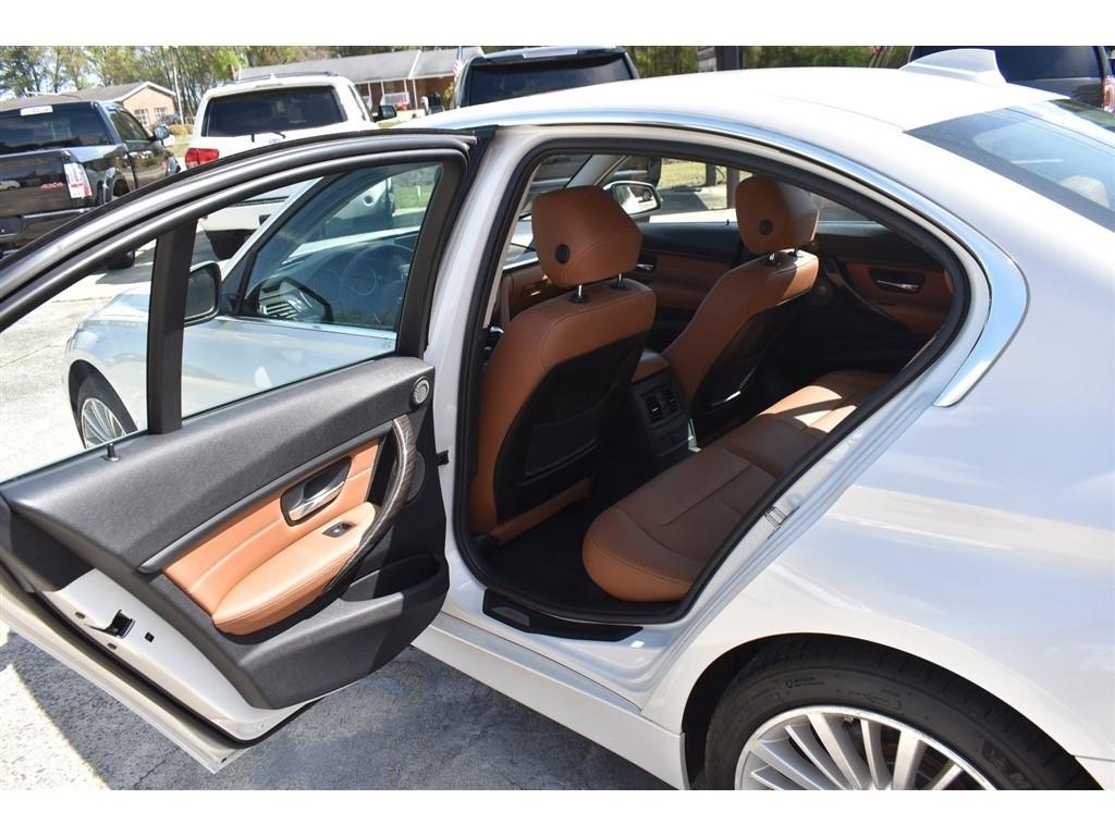 BMW 3 Series 4dr Sdn 328i RWD South Africa 2013