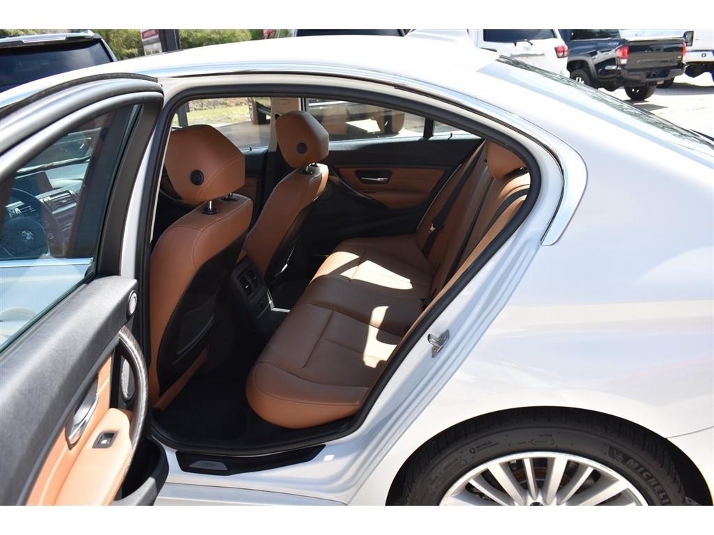 BMW 3 Series 4dr Sdn 328i RWD South Africa 2013