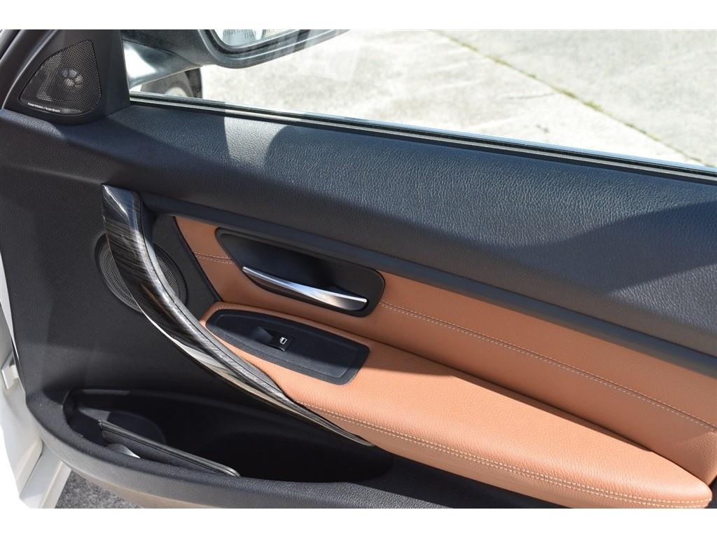 BMW 3 Series 4dr Sdn 328i RWD South Africa 2013