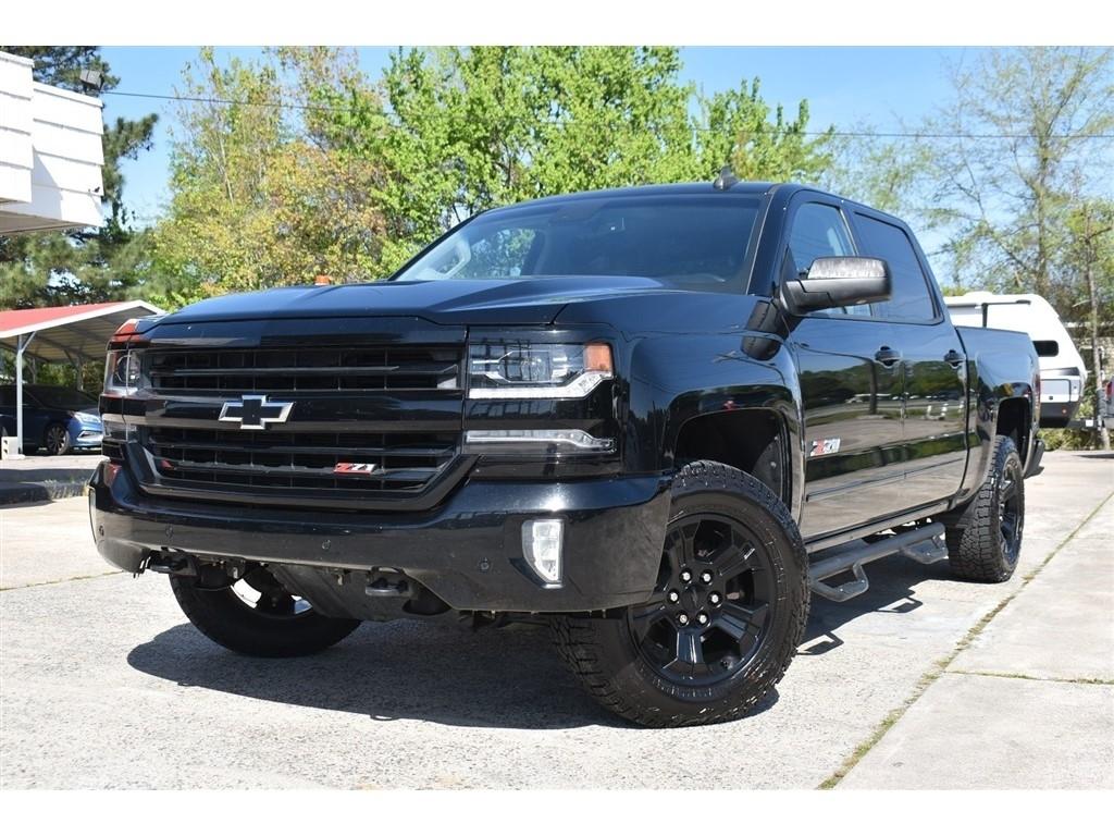 Chevrolet Silverado 1500 4WD Crew Cab 143.5" LTZ w/2LZ 2018