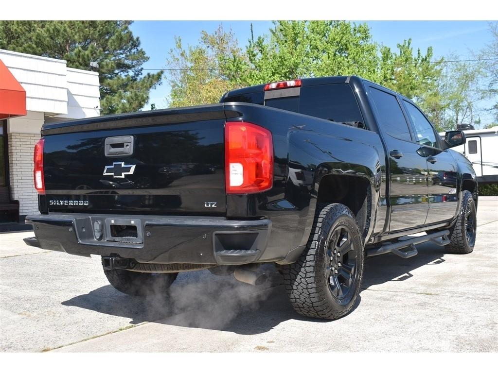 Chevrolet Silverado 1500 4WD Crew Cab 143.5" LTZ w/2LZ 2018