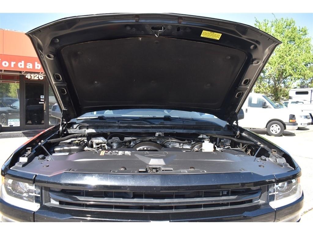 Chevrolet Silverado 1500 4WD Crew Cab 143.5" LTZ w/2LZ 2018