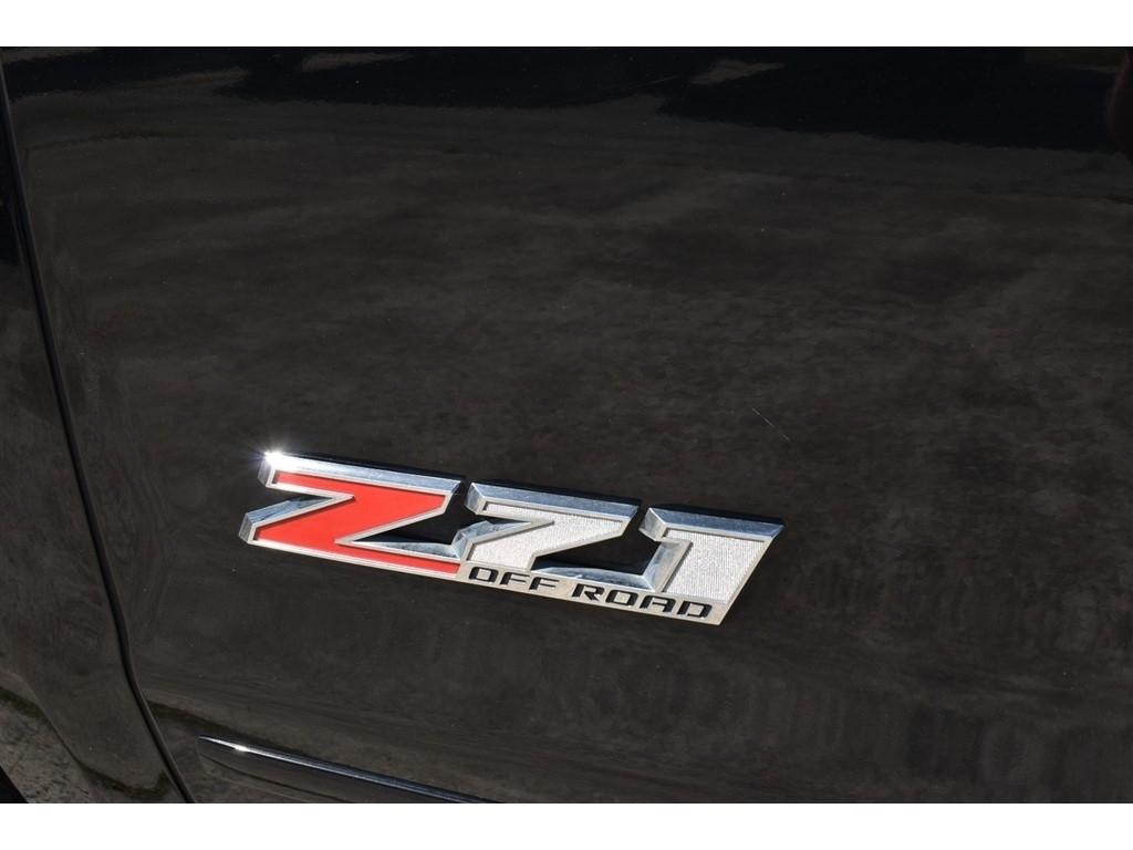 Chevrolet Silverado 1500 4WD Crew Cab 143.5" LTZ w/2LZ 2018