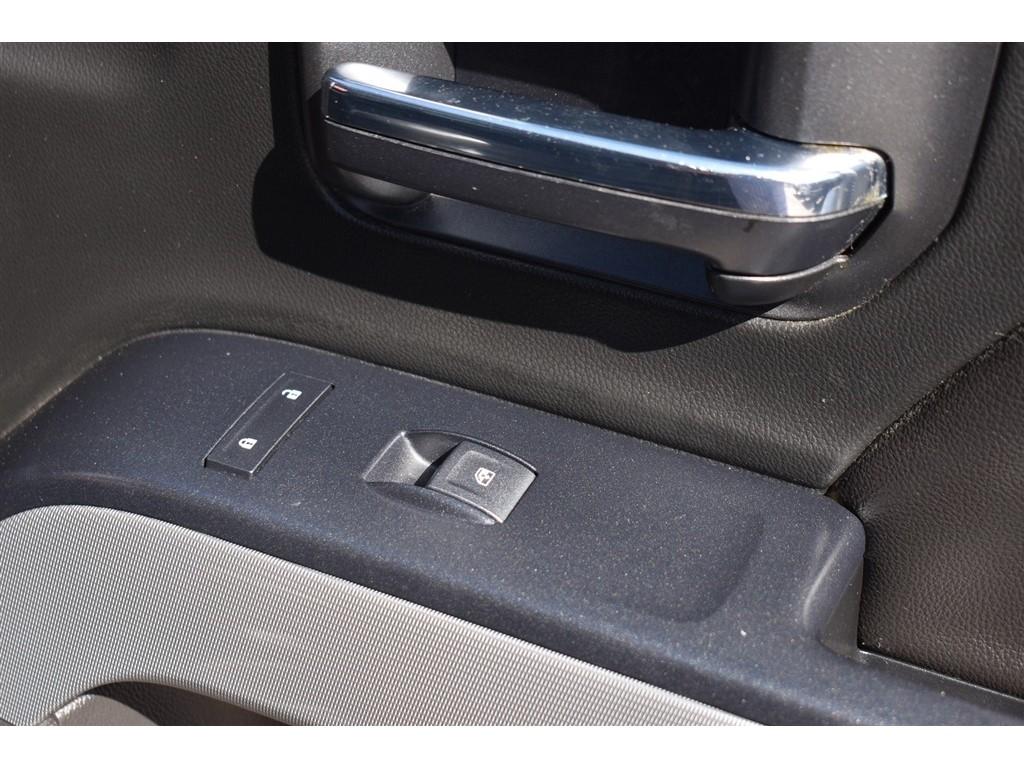 Chevrolet Silverado 1500 4WD Crew Cab 143.5" LTZ w/2LZ 2018