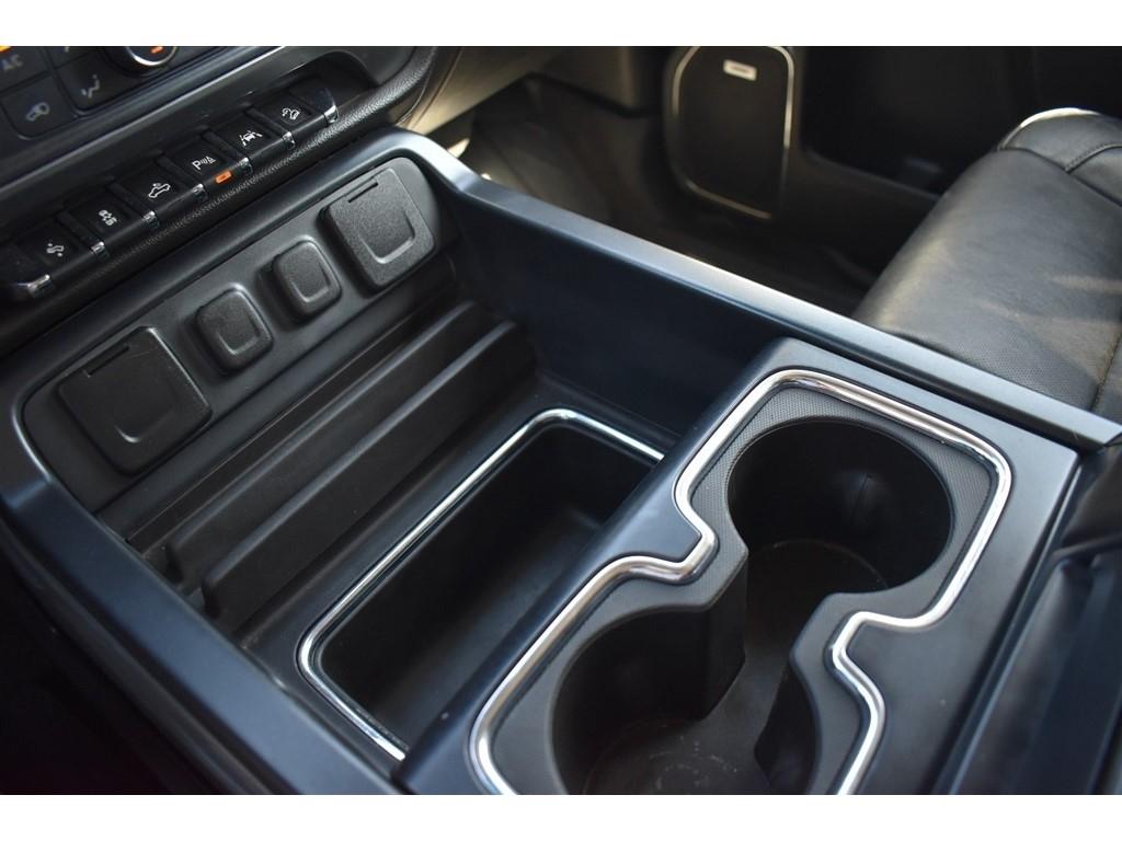 Chevrolet Silverado 1500 4WD Crew Cab 143.5" LTZ w/2LZ 2018