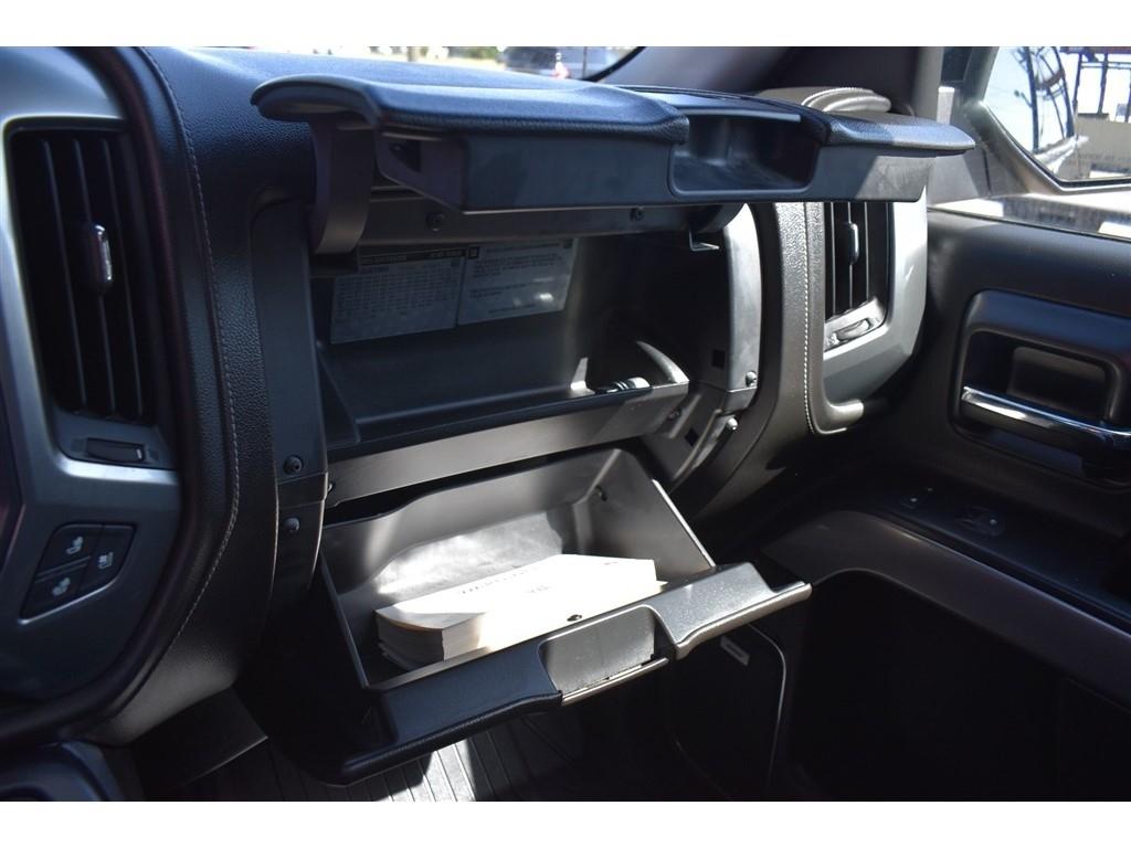 Chevrolet Silverado 1500 4WD Crew Cab 143.5" LTZ w/2LZ 2018