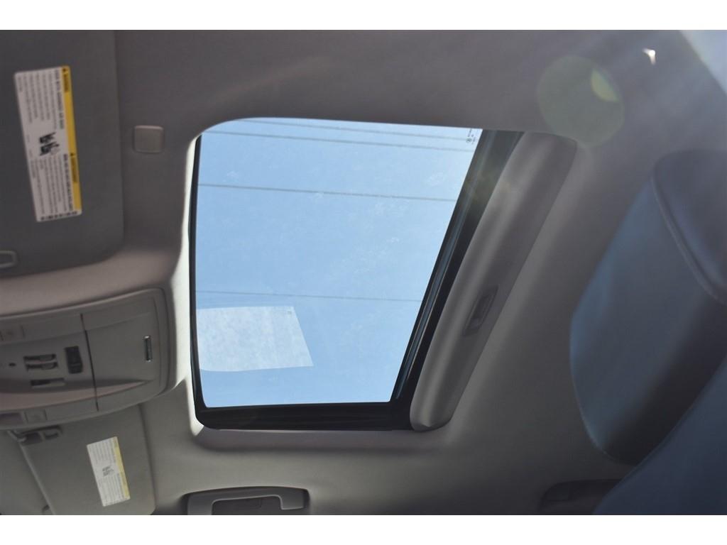 Chevrolet Silverado 1500 4WD Crew Cab 143.5" LTZ w/2LZ 2018