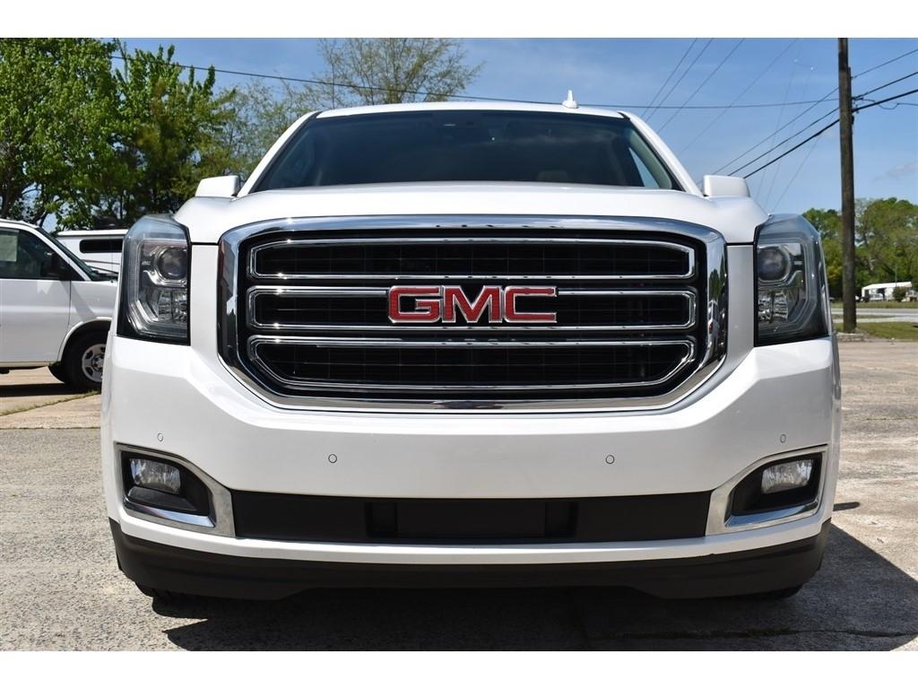 GMC Yukon XL 4WD 4dr SLT 2017