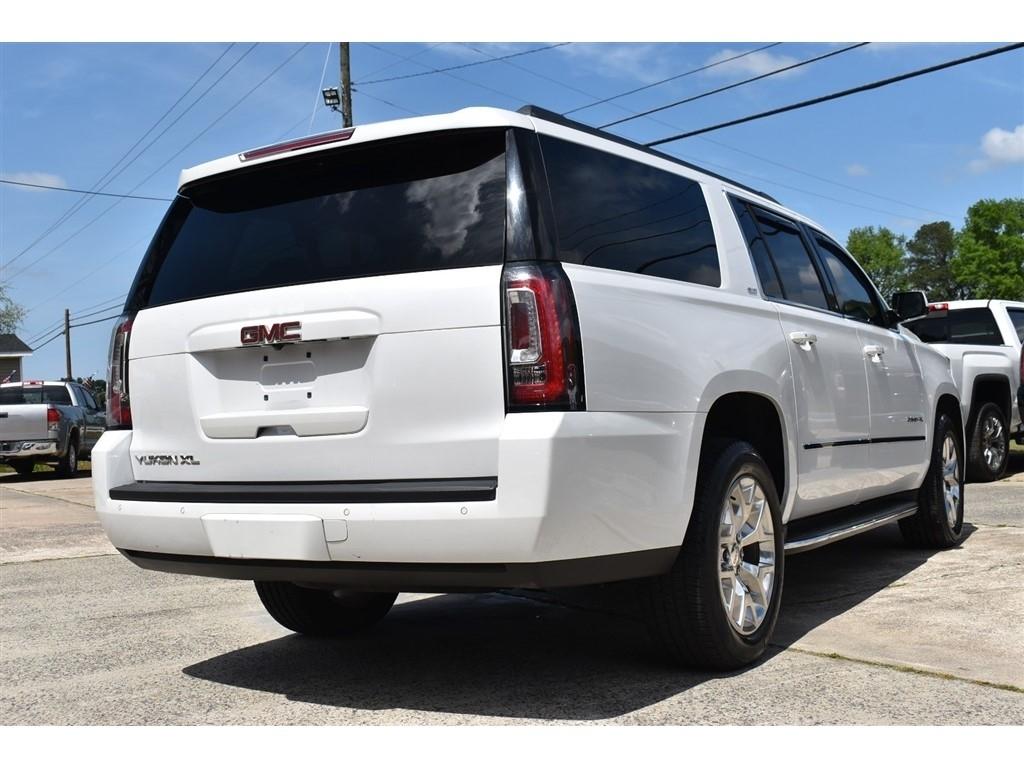 GMC Yukon XL 4WD 4dr SLT 2017