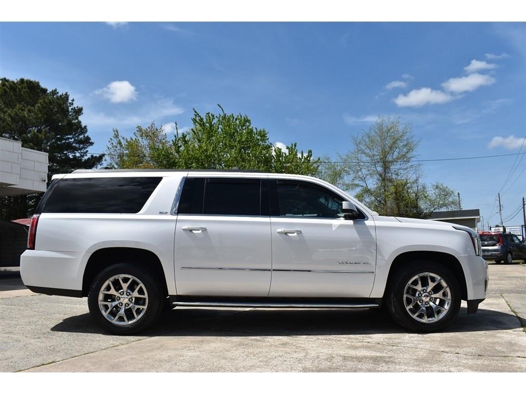 GMC Yukon XL 4WD 4dr SLT 2017