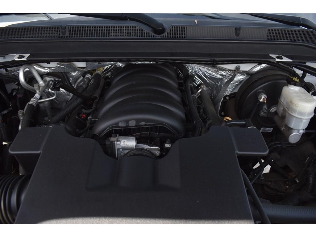 GMC Yukon XL 4WD 4dr SLT 2017