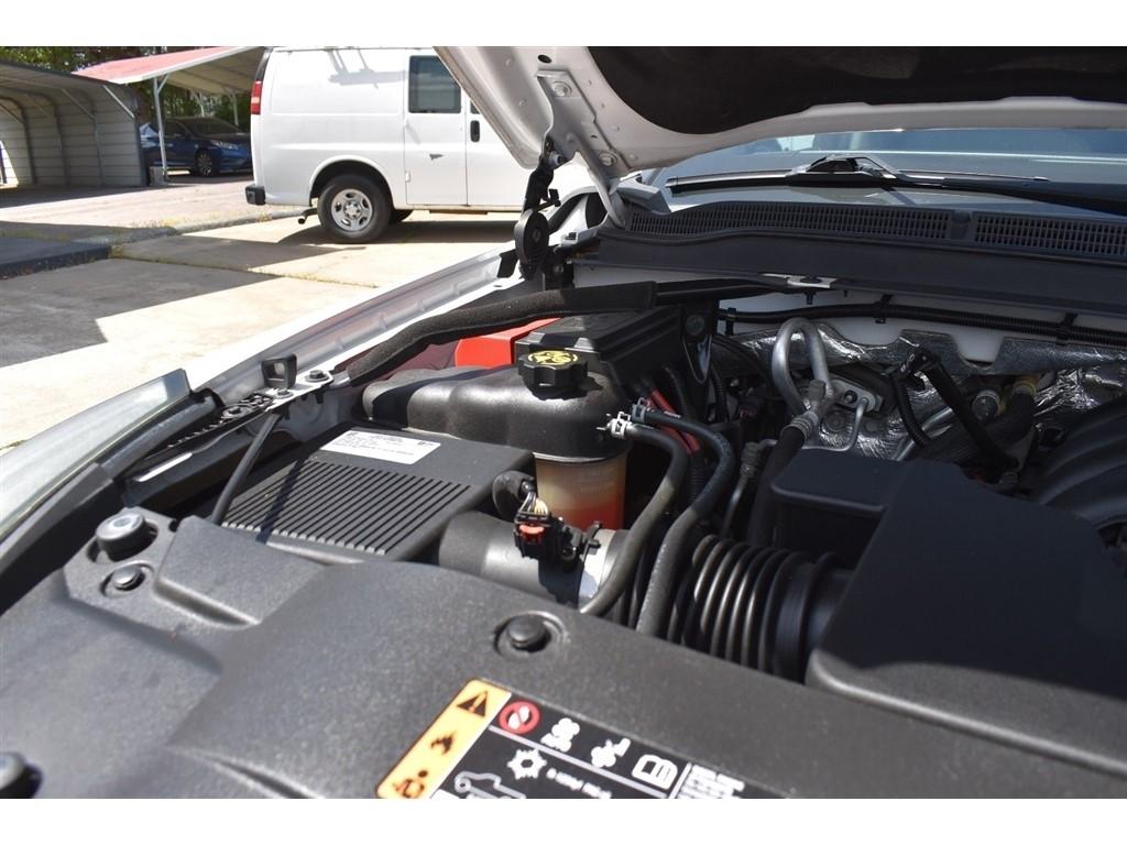 GMC Yukon XL 4WD 4dr SLT 2017