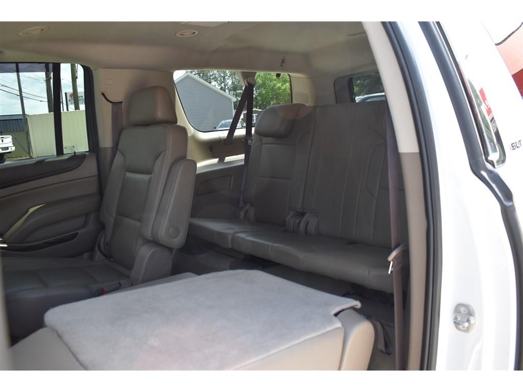 GMC Yukon XL 4WD 4dr SLT 2017