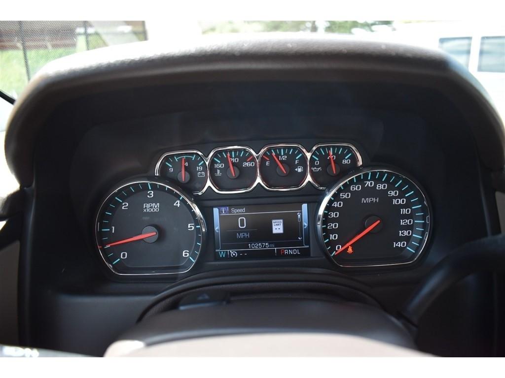 GMC Yukon XL 4WD 4dr SLT 2017