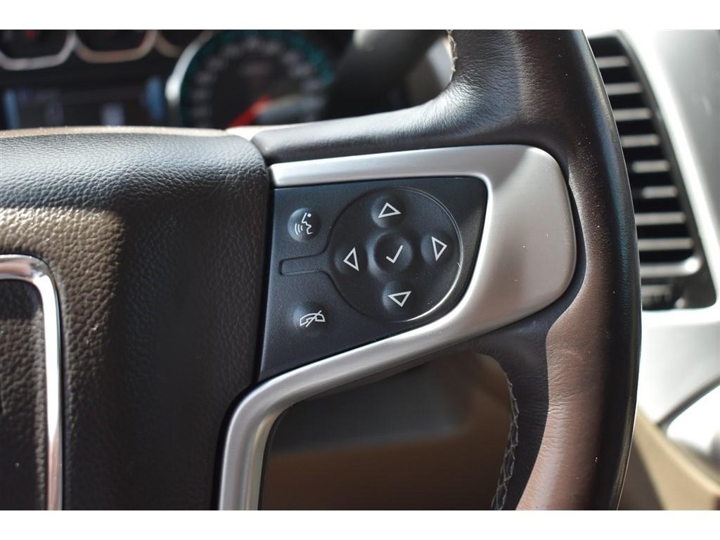 GMC Yukon XL 4WD 4dr SLT 2017