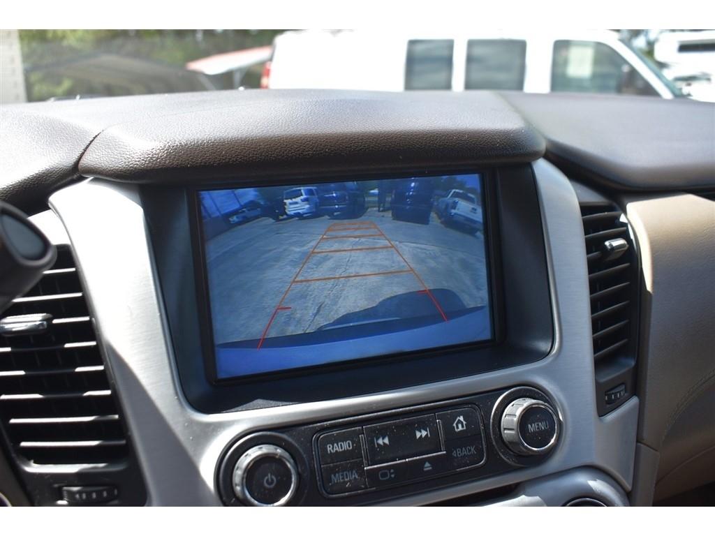 GMC Yukon XL 4WD 4dr SLT 2017