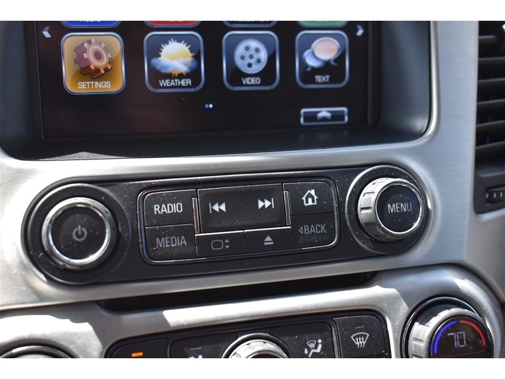 GMC Yukon XL 4WD 4dr SLT 2017