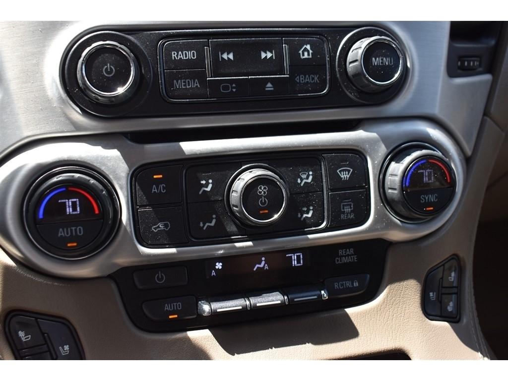 GMC Yukon XL 4WD 4dr SLT 2017