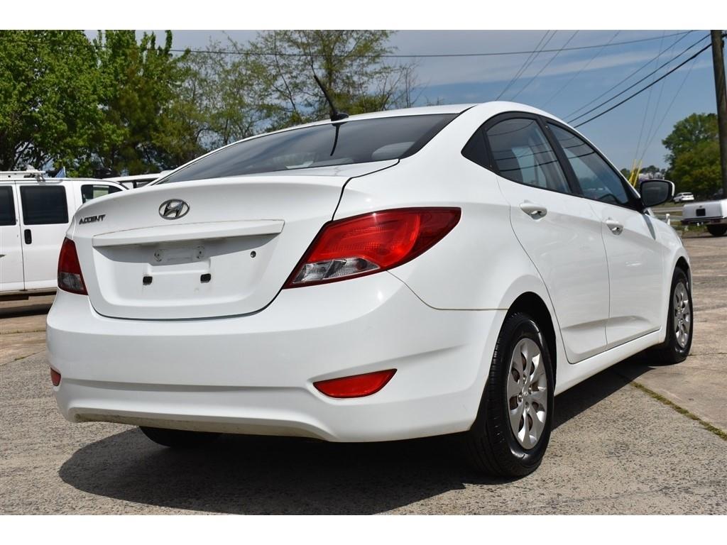 Hyundai Accent 4dr Sdn Auto GLS 2015