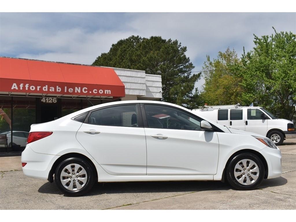 Hyundai Accent 4dr Sdn Auto GLS 2015