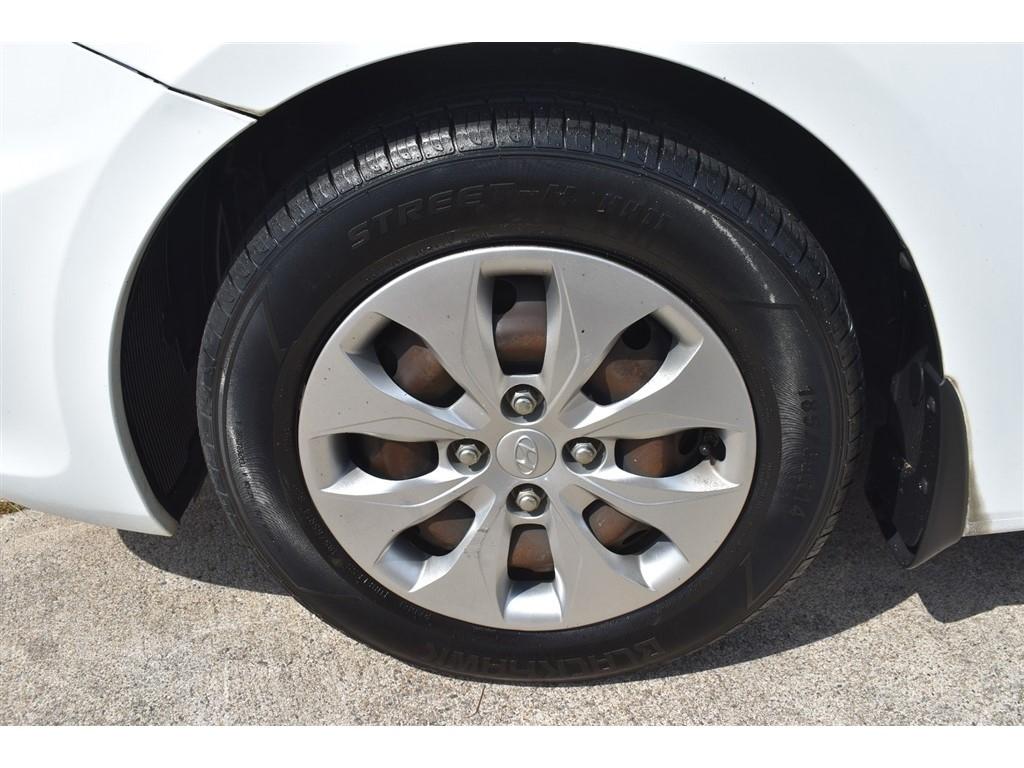 Hyundai Accent 4dr Sdn Auto GLS 2015