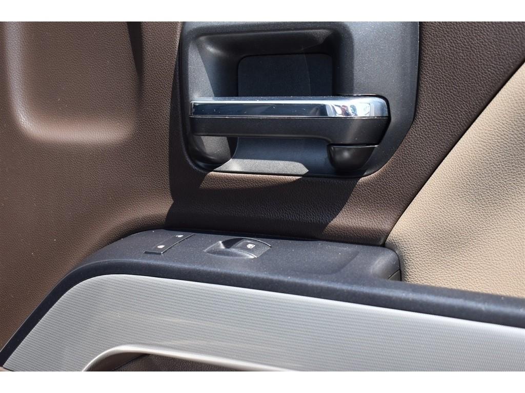 Chevrolet Silverado 1500 4WD Crew Cab 143.5" LTZ w/2LZ 2016