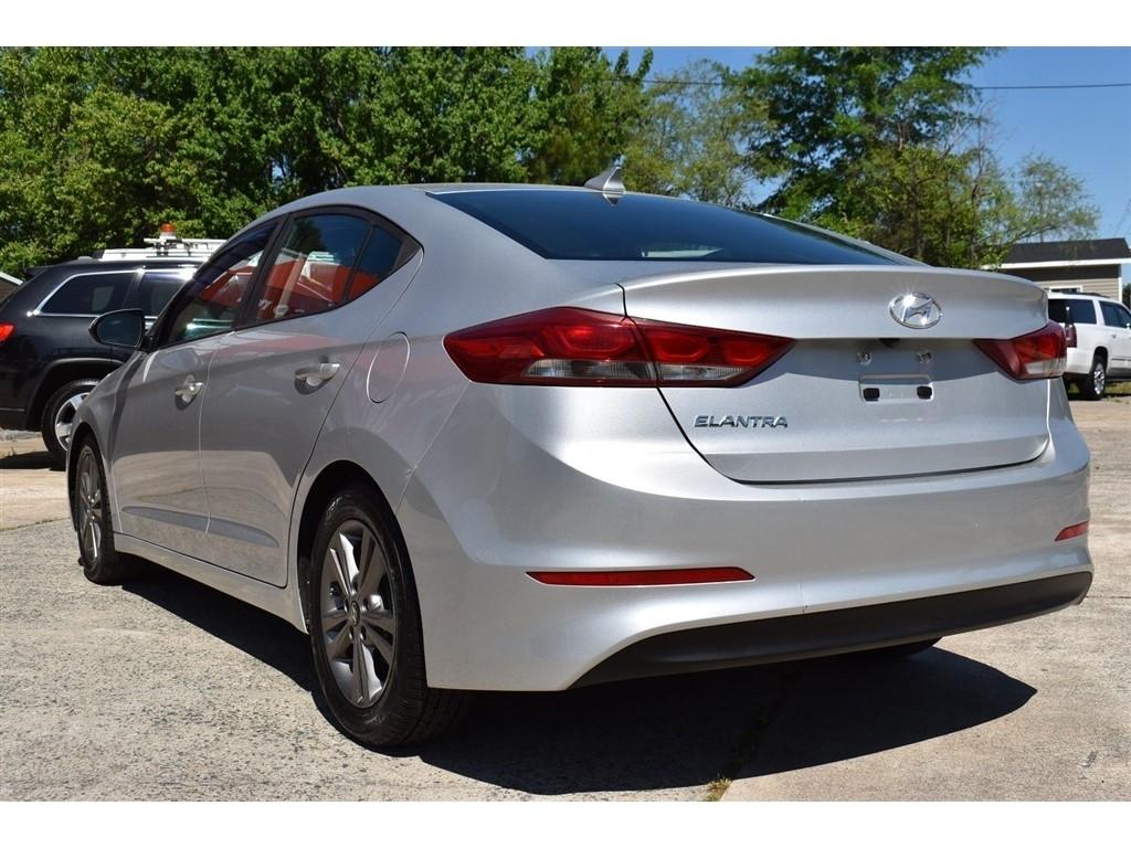 Hyundai Elantra SEL 2.0L Auto SULEV (Alabama) 2018