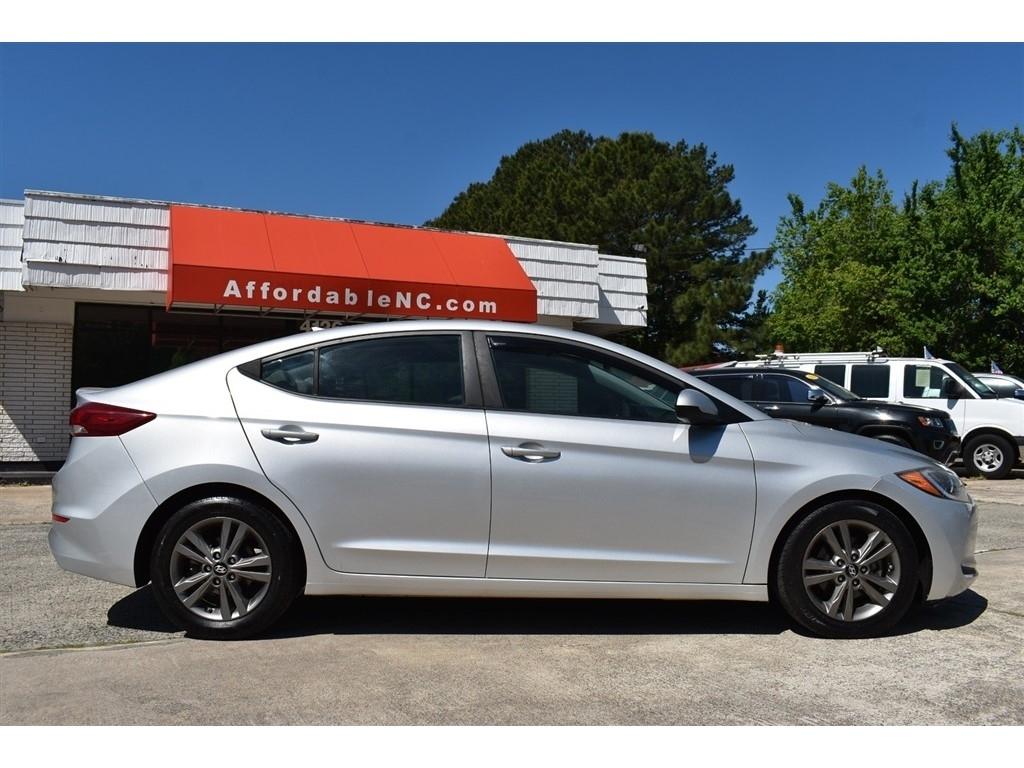 Hyundai Elantra SEL 2.0L Auto SULEV (Alabama) 2018