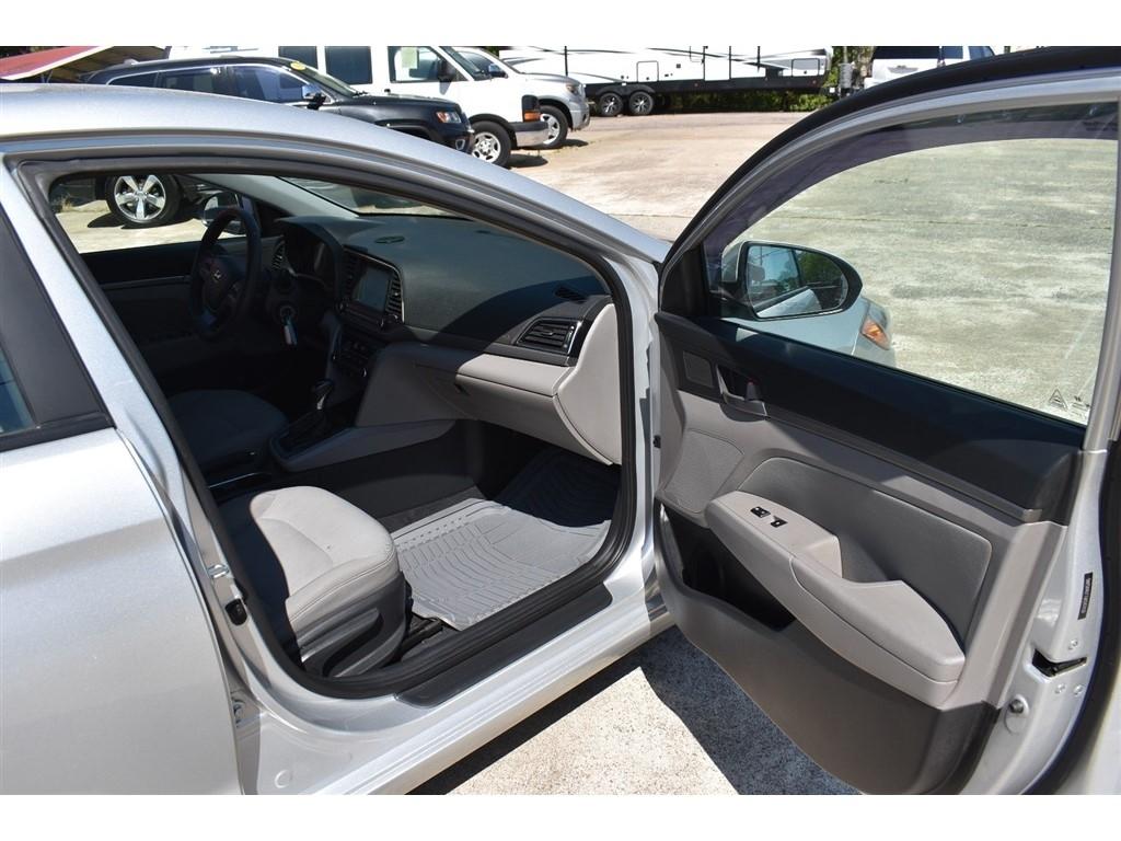 Hyundai Elantra SEL 2.0L Auto SULEV (Alabama) 2018