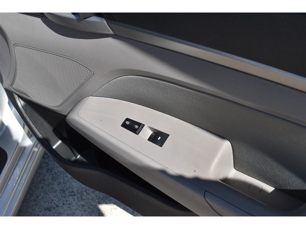 Hyundai Elantra SEL 2.0L Auto SULEV (Alabama) 2018