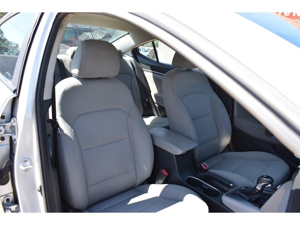 Hyundai Elantra SEL 2.0L Auto SULEV (Alabama) 2018